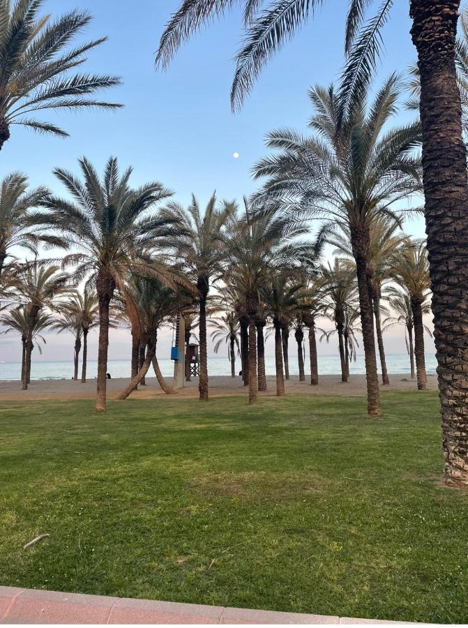 Cosy Sunrise Beach Torremolinos Exterior photo