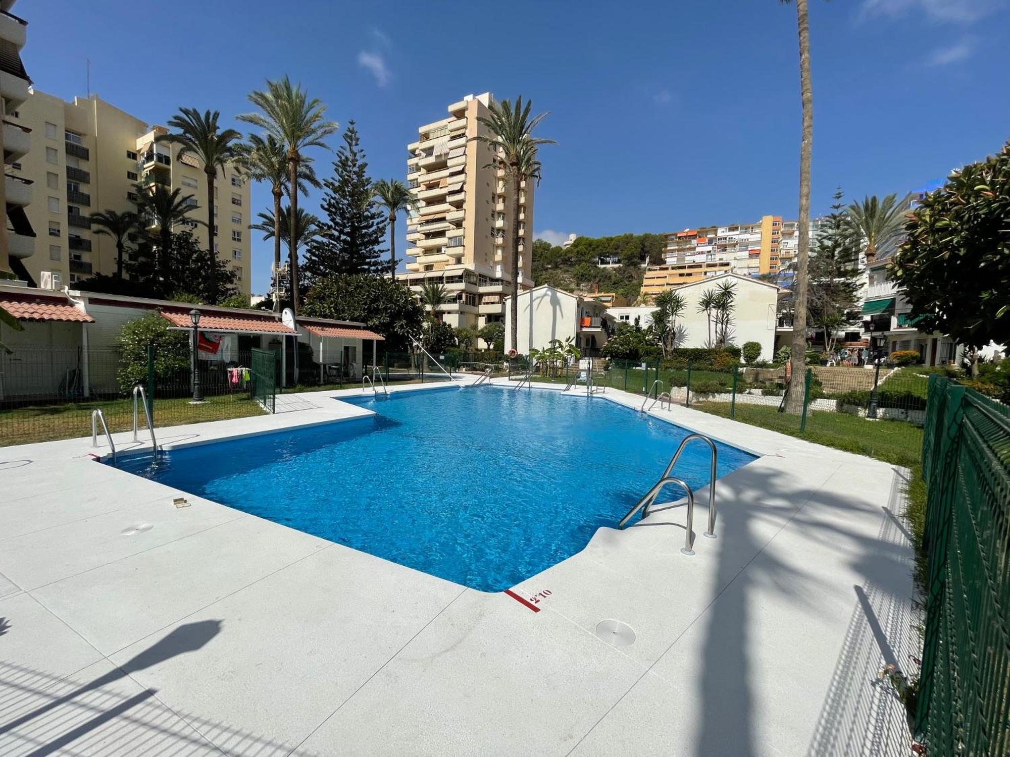 Cosy Sunrise Beach Torremolinos Exterior photo